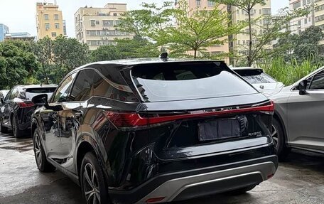 Lexus RX IV рестайлинг, 2024 год, 6 140 000 рублей, 4 фотография