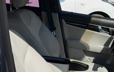 Mercedes-Benz C-Класс, 2010 год, 1 200 000 рублей, 6 фотография