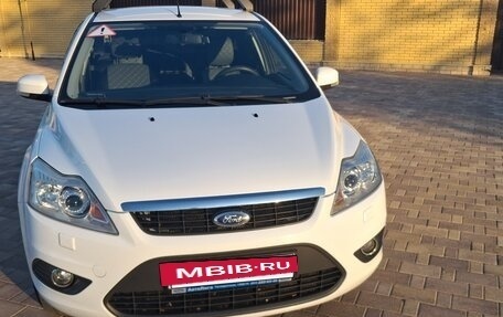Ford Focus II рестайлинг, 2010 год, 734 000 рублей, 3 фотография