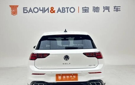 Volkswagen Golf VIII, 2022 год, 2 200 000 рублей, 5 фотография