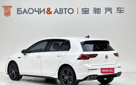 Volkswagen Golf VIII, 2022 год, 2 200 000 рублей, 4 фотография