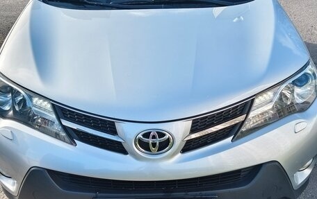 Toyota RAV4, 2014 год, 1 700 000 рублей, 2 фотография