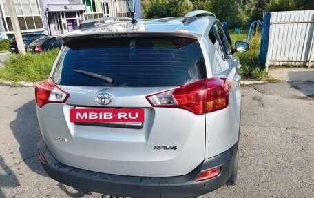 Toyota RAV4, 2014 год, 1 700 000 рублей, 4 фотография