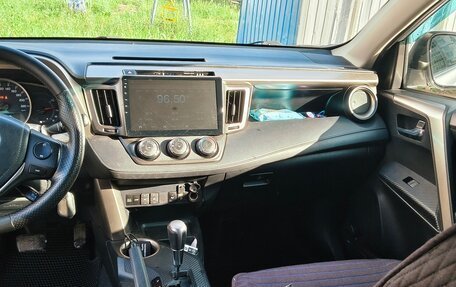 Toyota RAV4, 2014 год, 1 700 000 рублей, 7 фотография