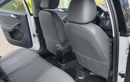 Skoda Rapid I, 2018 год, 1 250 000 рублей, 6 фотография