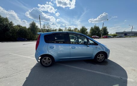 Mitsubishi Colt VI рестайлинг, 2002 год, 280 000 рублей, 6 фотография
