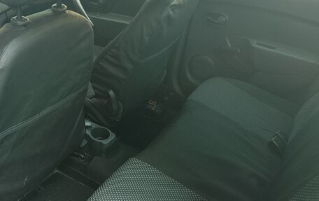 Renault Logan II, 2019 год, 380 000 рублей, 3 фотография