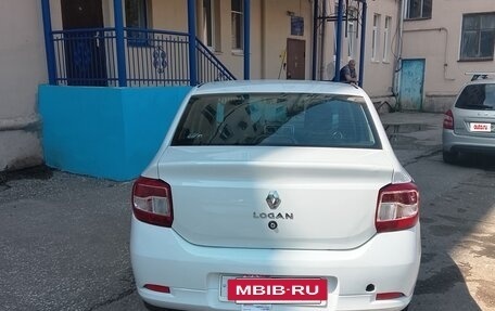 Renault Logan II, 2019 год, 380 000 рублей, 7 фотография