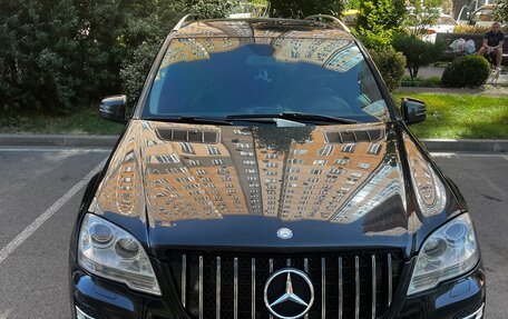 Mercedes-Benz M-Класс, 2010 год, 1 700 000 рублей, 1 фотография
