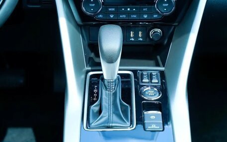 Mitsubishi Eclipse Cross, 2026 год, 3 100 000 рублей, 13 фотография