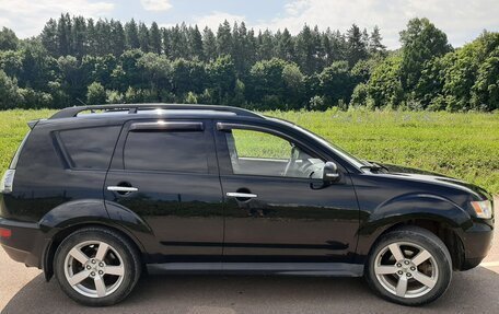 Mitsubishi Outlander III рестайлинг 3, 2011 год, 1 139 000 рублей, 3 фотография
