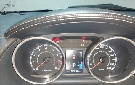 Mitsubishi Outlander III рестайлинг 3, 2011 год, 1 139 000 рублей, 18 фотография