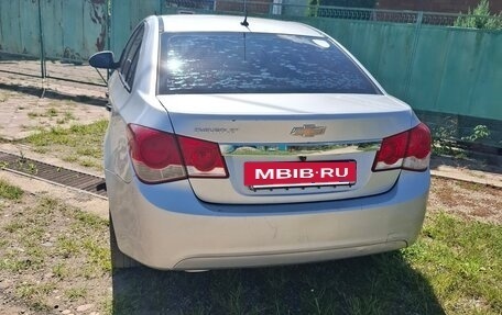 Chevrolet Cruze II, 2011 год, 530 000 рублей, 2 фотография
