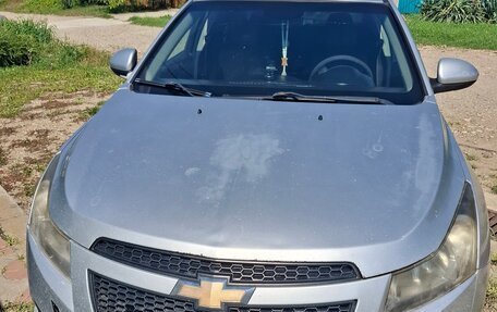 Chevrolet Cruze II, 2011 год, 530 000 рублей, 4 фотография