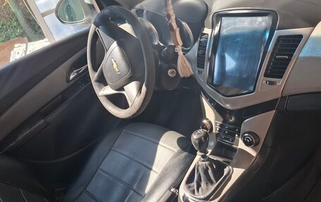 Chevrolet Cruze II, 2011 год, 530 000 рублей, 7 фотография