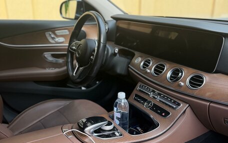 Mercedes-Benz E-Класс, 2020 год, 4 350 000 рублей, 9 фотография