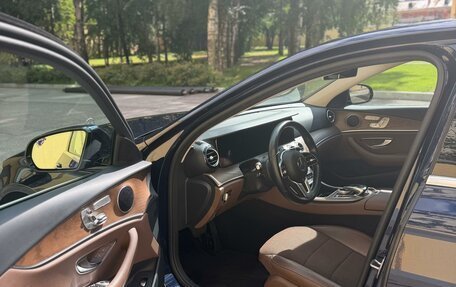 Mercedes-Benz E-Класс, 2020 год, 4 350 000 рублей, 11 фотография