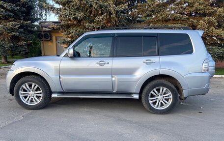 Mitsubishi Pajero IV, 2011 год, 1 850 000 рублей, 6 фотография