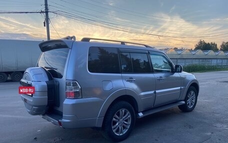 Mitsubishi Pajero IV, 2011 год, 1 850 000 рублей, 2 фотография