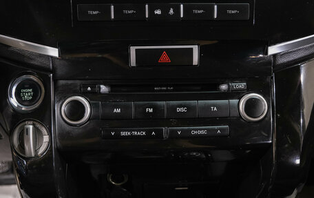Toyota Land Cruiser 200, 2009 год, 2 949 000 рублей, 36 фотография