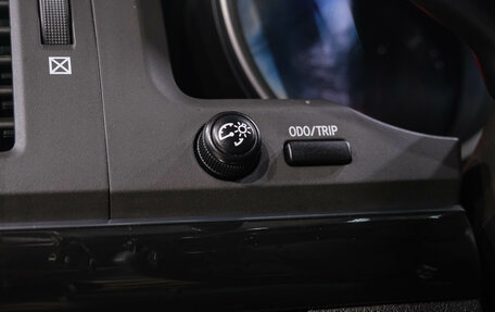 Toyota Land Cruiser 200, 2009 год, 2 949 000 рублей, 30 фотография