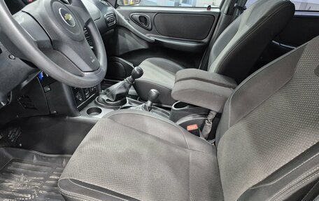 Chevrolet Niva I рестайлинг, 2017 год, 825 000 рублей, 12 фотография