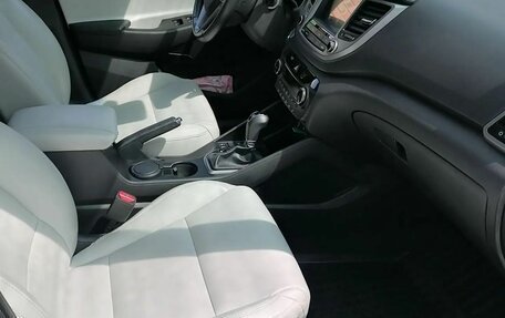 Hyundai Tucson III, 2018 год, 2 580 000 рублей, 14 фотография