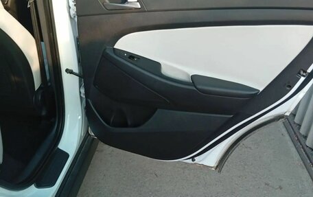 Hyundai Tucson III, 2018 год, 2 580 000 рублей, 20 фотография