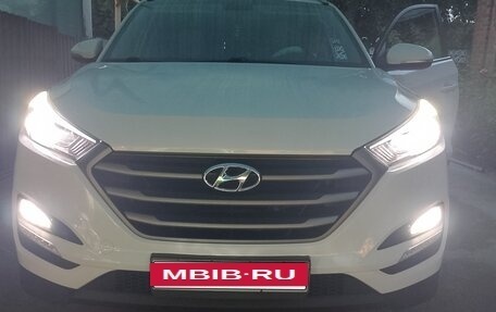 Hyundai Tucson III, 2018 год, 2 580 000 рублей, 12 фотография