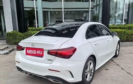 Mercedes-Benz A-Класс, 2023 год, 2 100 000 рублей, 3 фотография