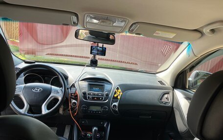 Hyundai ix35 I рестайлинг, 2012 год, 1 350 000 рублей, 10 фотография