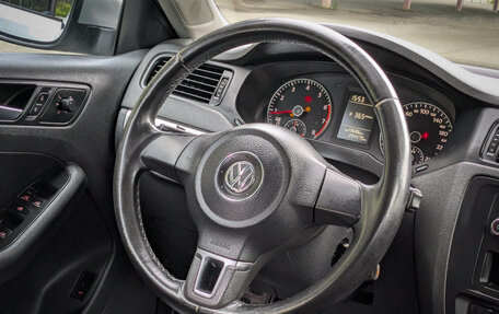 Volkswagen Jetta VI, 2013 год, 849 900 рублей, 14 фотография