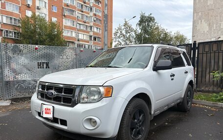 Ford Escape II, 2010 год, 800 000 рублей, 2 фотография