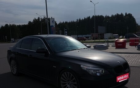 BMW 5 серия, 2007 год, 835 000 рублей, 2 фотография