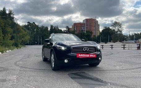 Infiniti FX II, 2012 год, 1 650 000 рублей, 2 фотография