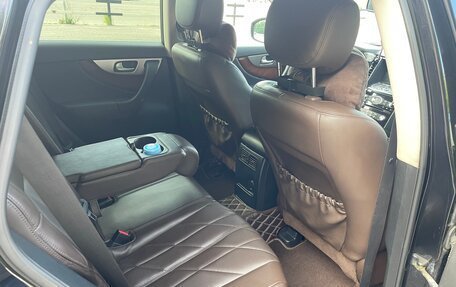 Infiniti FX II, 2012 год, 1 650 000 рублей, 13 фотография