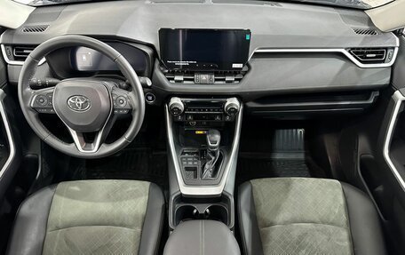 Toyota RAV4, 2025 год, 3 850 000 рублей, 9 фотография