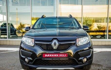Renault Sandero II рестайлинг, 2015 год, 848 000 рублей, 2 фотография