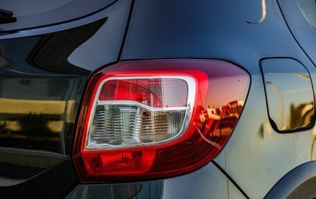 Renault Sandero II рестайлинг, 2015 год, 848 000 рублей, 12 фотография