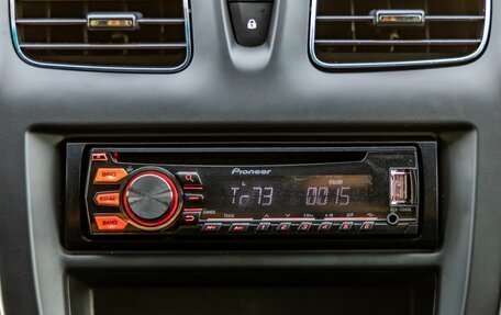 Renault Sandero II рестайлинг, 2015 год, 848 000 рублей, 18 фотография