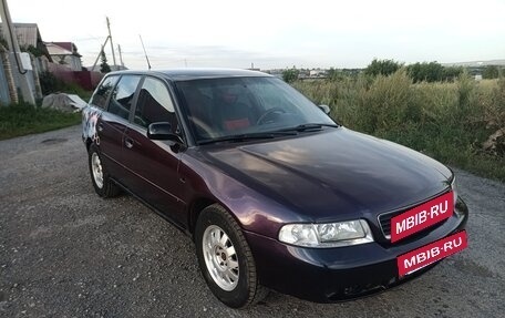 Audi A4, 2000 год, 650 000 рублей, 3 фотография