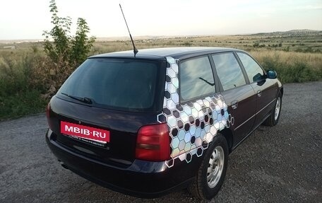 Audi A4, 2000 год, 650 000 рублей, 6 фотография