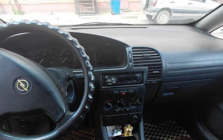 Opel Zafira A рестайлинг, 2001 год, 135 000 рублей, 3 фотография