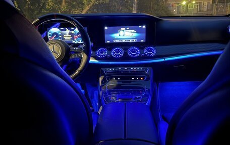 Mercedes-Benz E-Класс, 2021 год, 3 490 000 рублей, 11 фотография