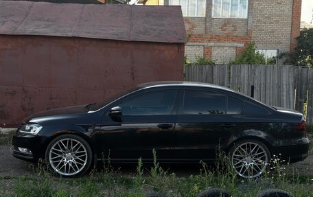 Volkswagen Passat B7, 2012 год, 1 200 000 рублей, 15 фотография