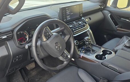 Toyota Land Cruiser, 2022 год, 11 350 000 рублей, 6 фотография