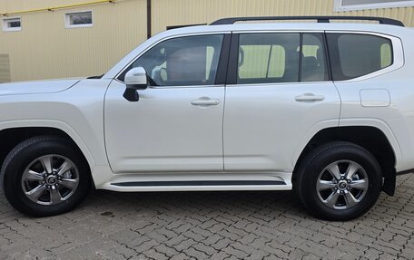 Toyota Land Cruiser, 2022 год, 11 350 000 рублей, 4 фотография