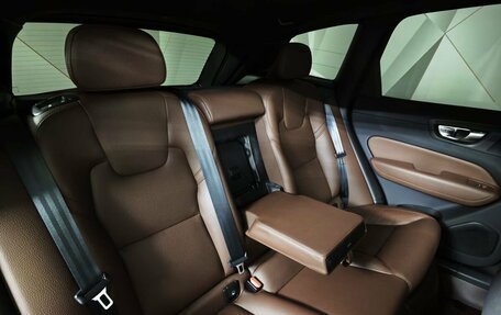 Volvo XC60 II, 2022 год, 4 449 000 рублей, 17 фотография