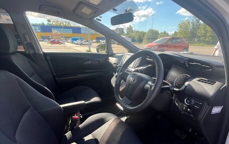 Toyota Wish II, 2014 год, 870 000 рублей, 24 фотография