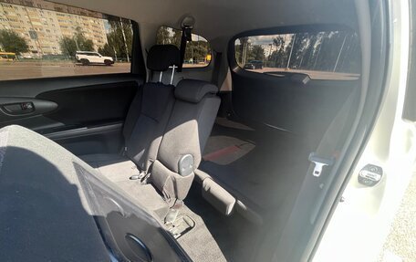 Toyota Wish II, 2014 год, 870 000 рублей, 30 фотография